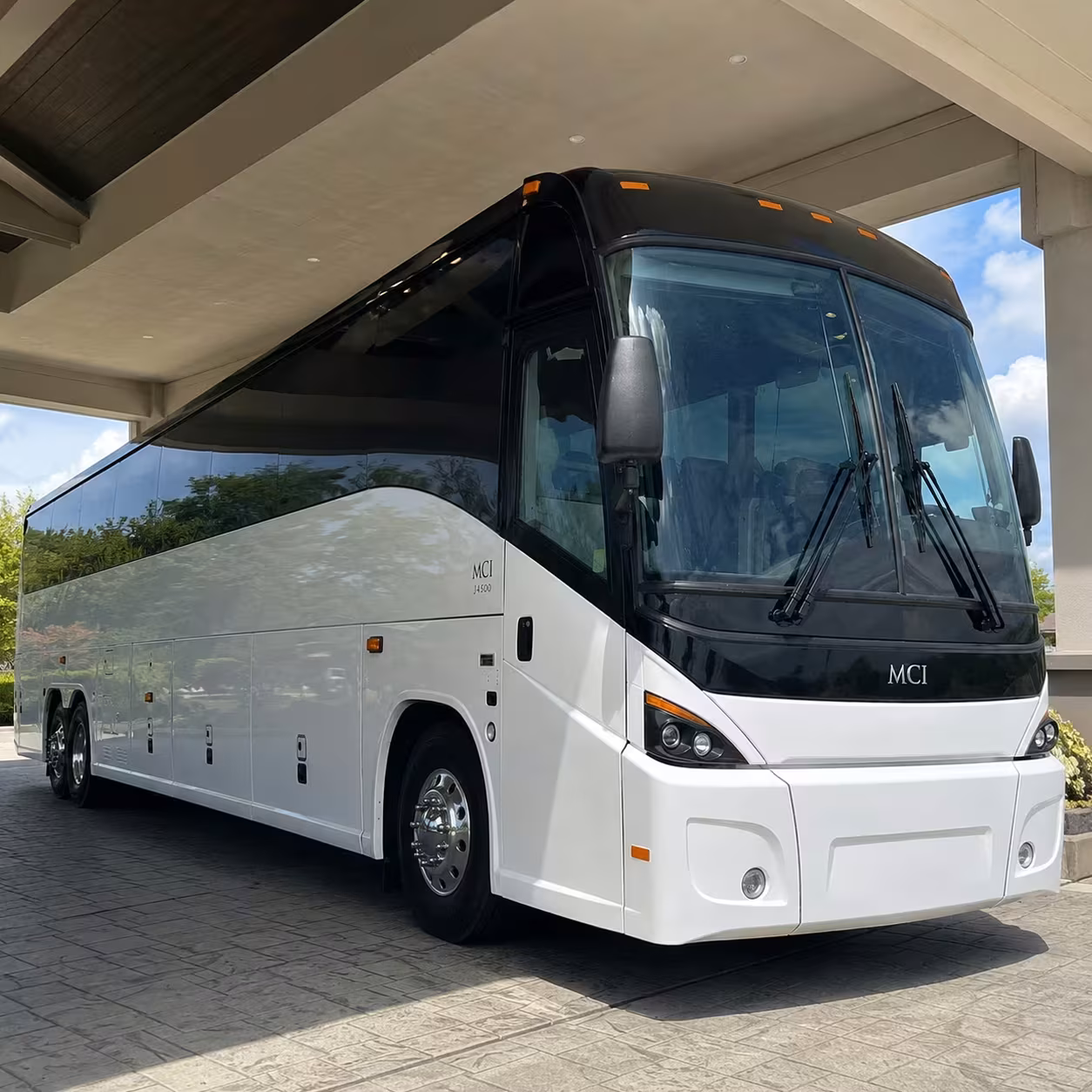 apple valley long distance charter bus rentals