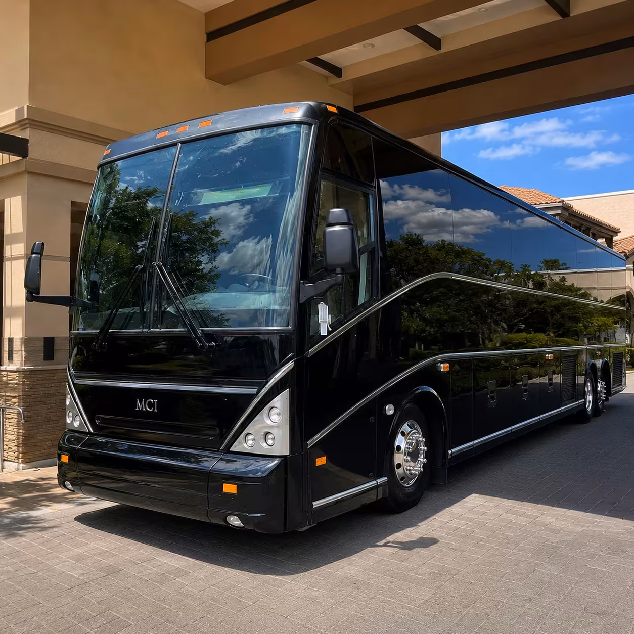 apple valley party buses for concerts festivals and private events