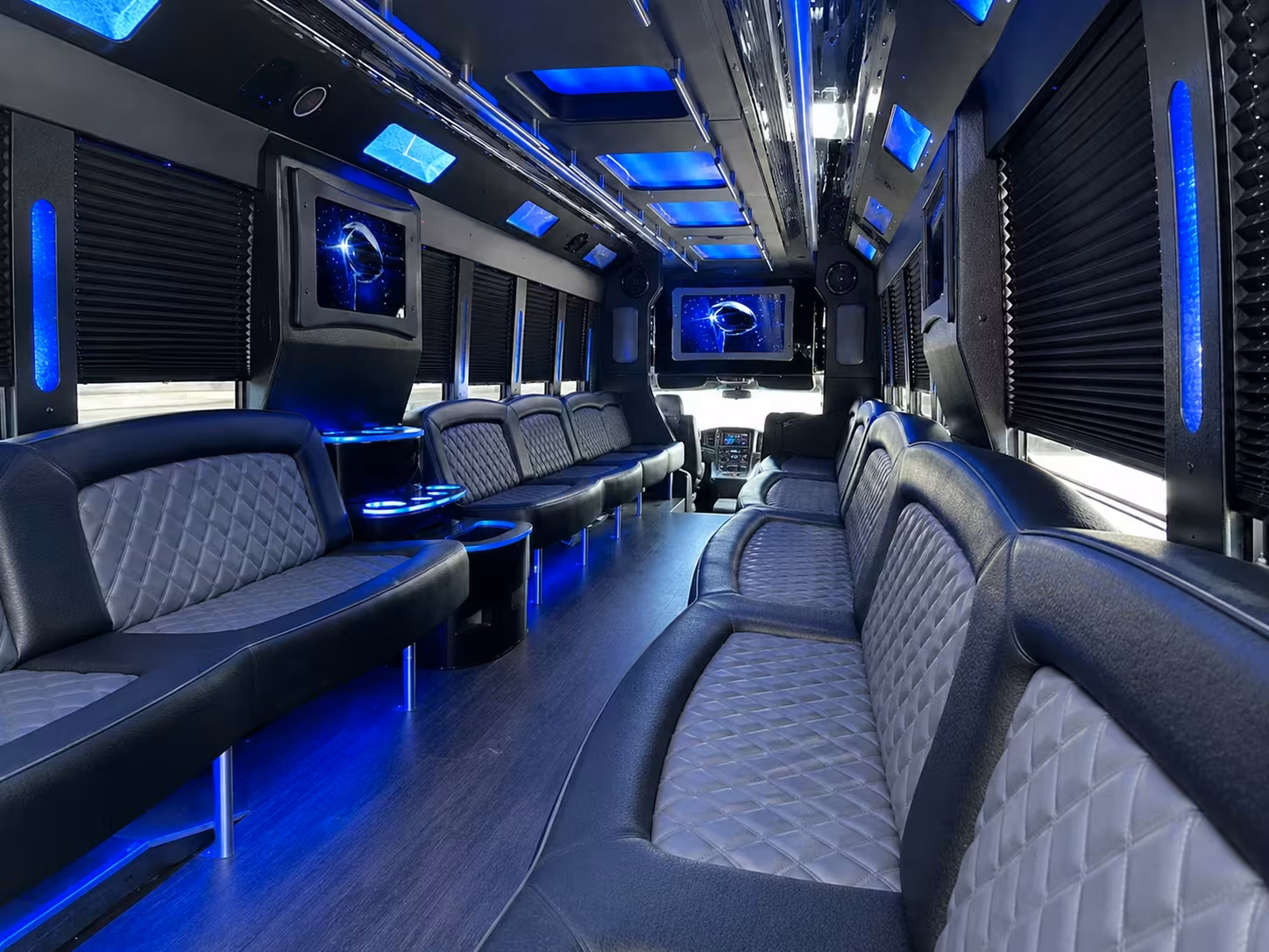 apple valley prom party buses with the amenities your group deserves