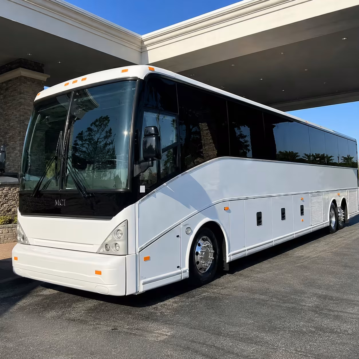cross shift employee transportation in apple valley